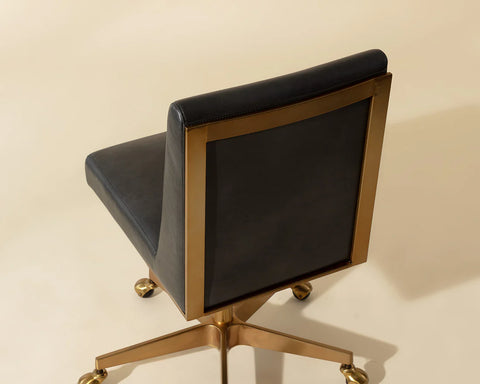 Dean - Office Chair Sunpan