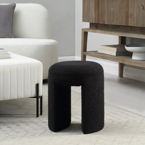 Amrah- Stool Renwil