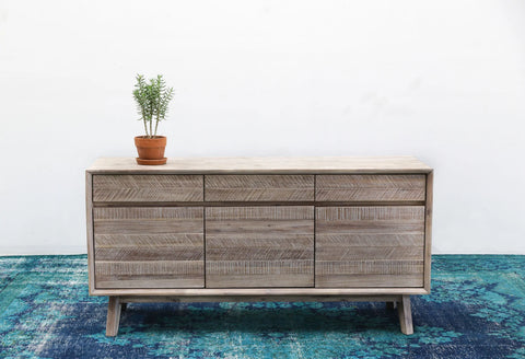 Gia- Sideboard