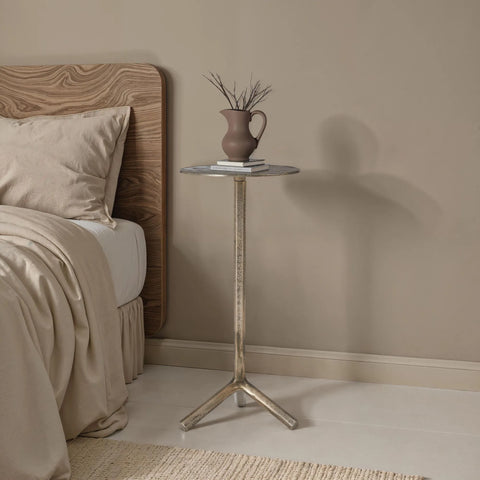 Zahra - End Table Renwil