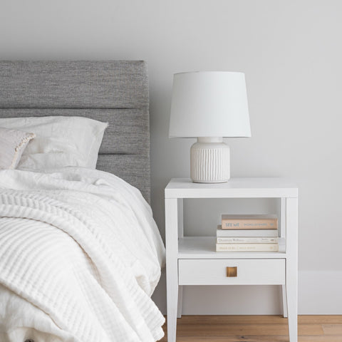 Hara White - End Table SIF